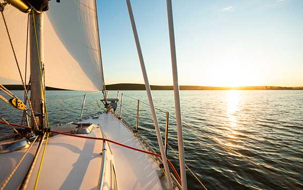 Ceramic coated reflective hull surface